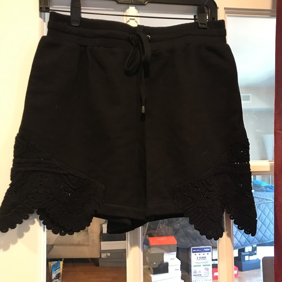 Jonathan Simkhai shorts !!!!Firm - Picture 1 of 4